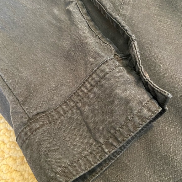 ❌SOLD❌ Cloth & Stone Washed Button Down - Picture 5 of 9